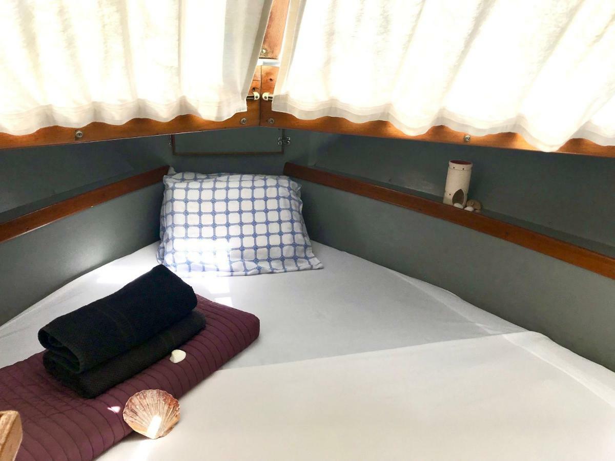 ホテル Boat Yacht Barcelona サン・アドリア・デ・ベソス エクステリア 写真